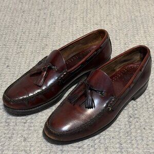G.H. Bass Weejuns Burgundy Leather Loafers Shoes Men's Size 9 Tassle Preppy 80s